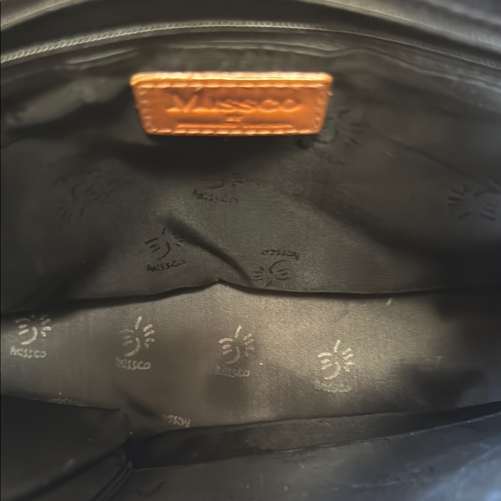 Bundle two Missco handbags for the price of one - Picture 15 of 16